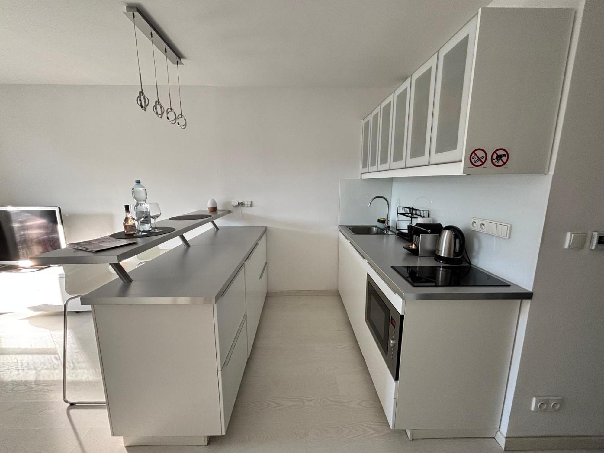 New Studio, Central Location! Pressburg Exterior foto